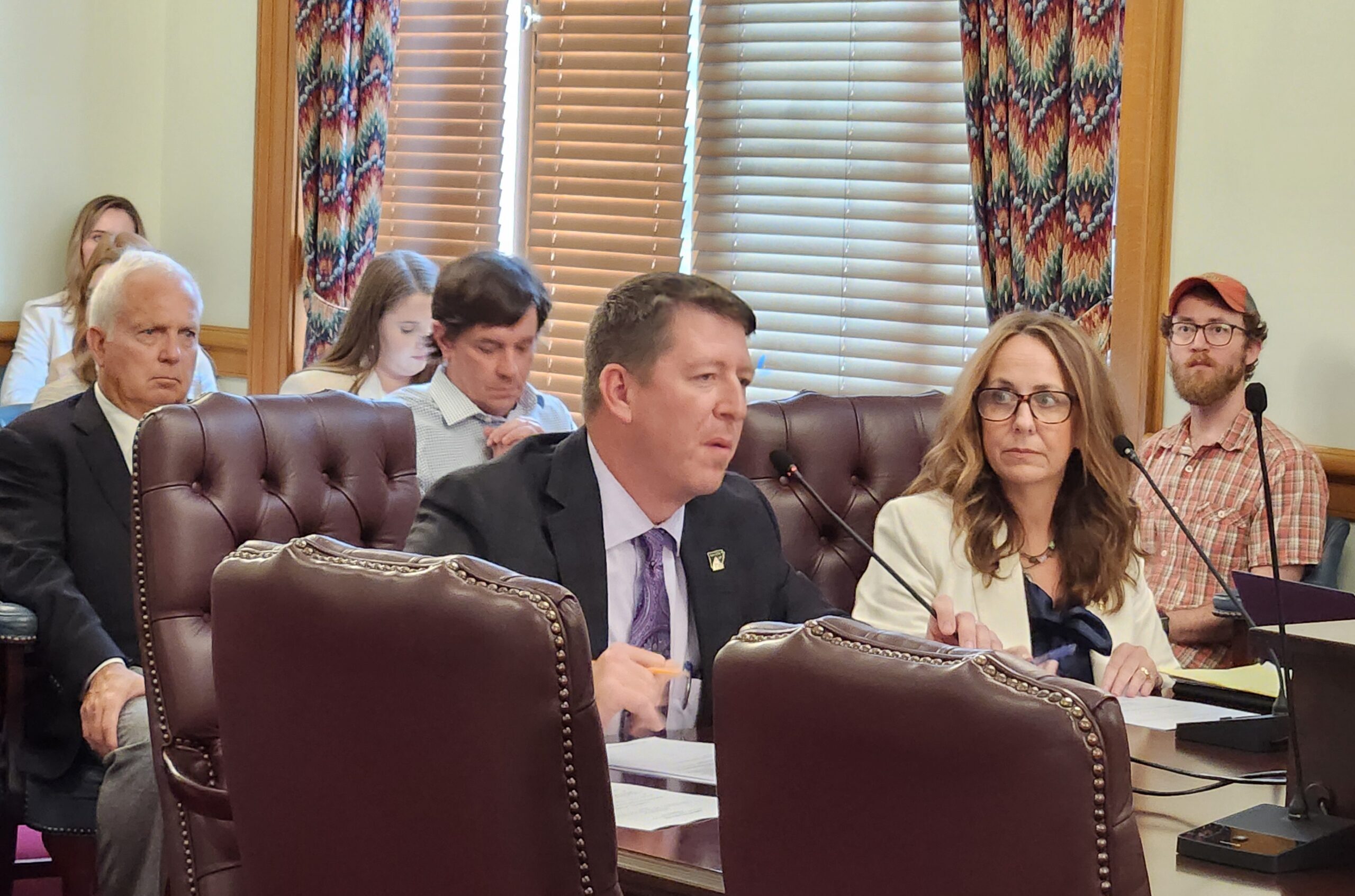 Arkansas Senate Committee Approves Two Bills to Regulate Cryptocurrency Mining • Arkansas Advocate