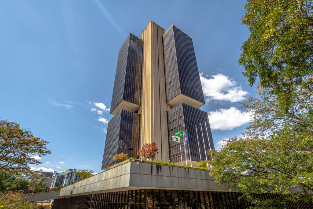 Brazil Central Bank Delays Crypto Regulation Implementation