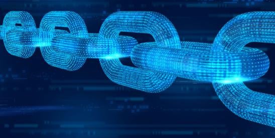 Navigazione nell'ammissibilità del brevetto di invenzione Blockchain