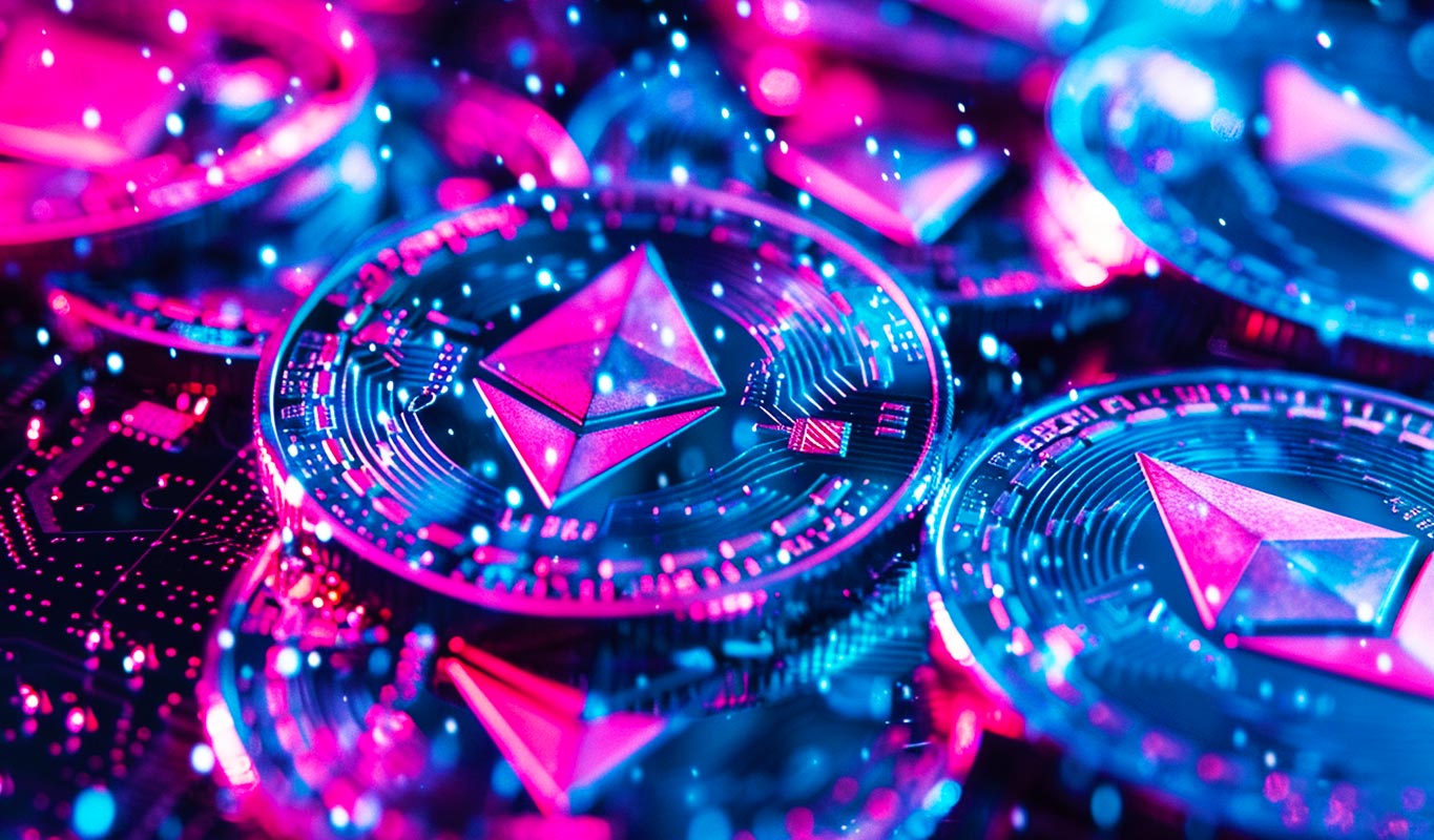 Bloomberg Experts Predict Ethereum ETF US Launch for July 2