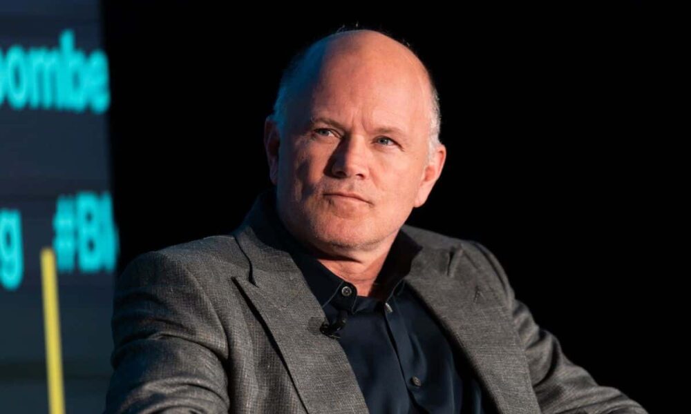 Mike Novogratz Predicts $100,000 Bitcoin Price, Suggests Regulatory Clarity