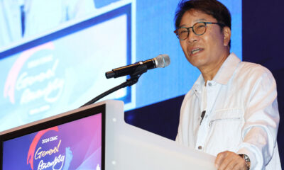 Lee Soo-man, founder and former chief producer of SM Entertainment, delivers a keynote speech at the General Assembly of the International Confederation of Societies of Authors and Composers (CISAC) in Seoul, on Thursday. (Yonhap)