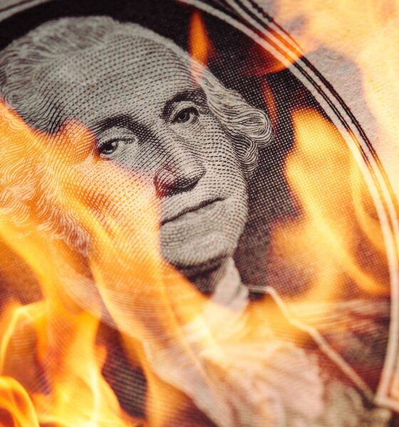 Sudden US Dollar Collapse, 'Fear' Predicted to Trigger $15.7 Trillion ETF Gold Price Shift as Countries Go 'Dual Currency'